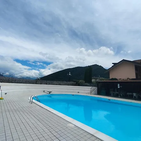 Daire Con Piscina Iseo Paratico